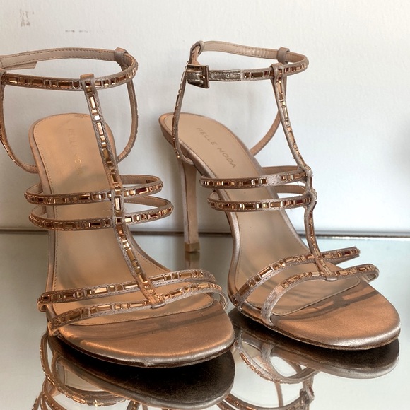 Pelle Moda Crystal Embellished Heels - Size 8 - Picture 8 of 15